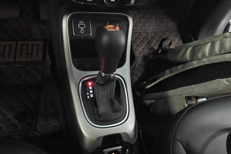 Used Jeep Compass 2019 220T Automatic Enjoyment Version Gear Lever