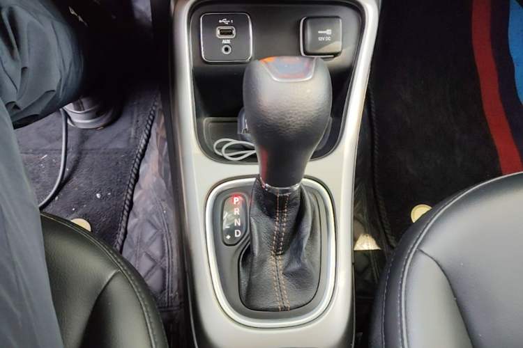 Used Jeep Compass 2019 220T Automatic Enjoyment Version Gear Lever