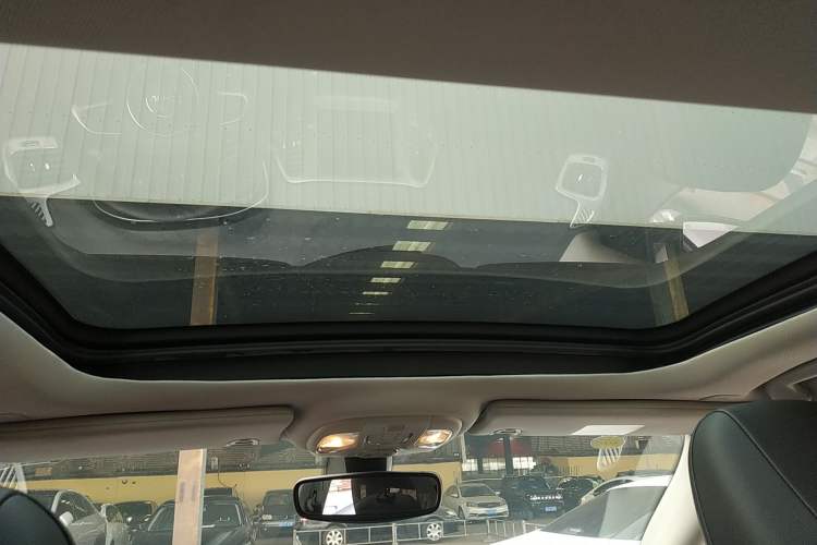 Used Jeep Compass 2019 220T Automatic Enjoyment Version Headliner