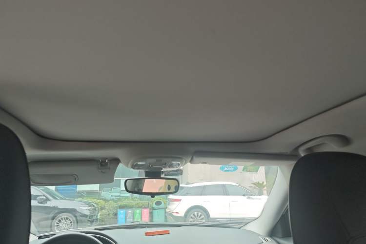 Used Jeep Compass 2019 220T Automatic Enjoyment Version Headliner