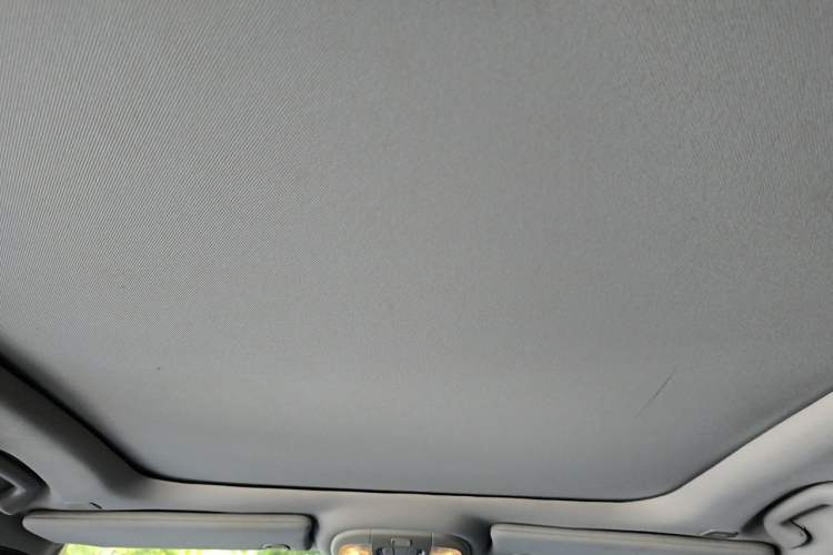 Used Jeep Compass 2019 220T Automatic Enjoyment Version Headliner