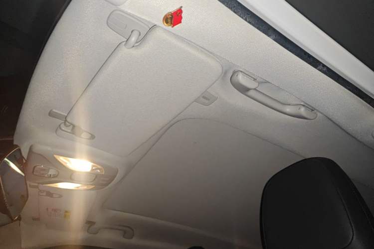 Used Jeep Compass 2019 200TS Automatic Premium - Connected Large Screen Version Headliner