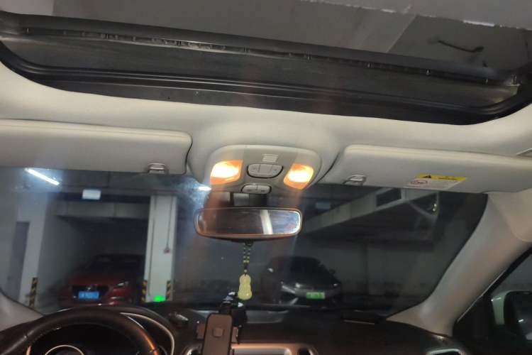 Used Jeep Compass 2019 200T Automatic Family Edition - Connected Large Screen Version Headliner