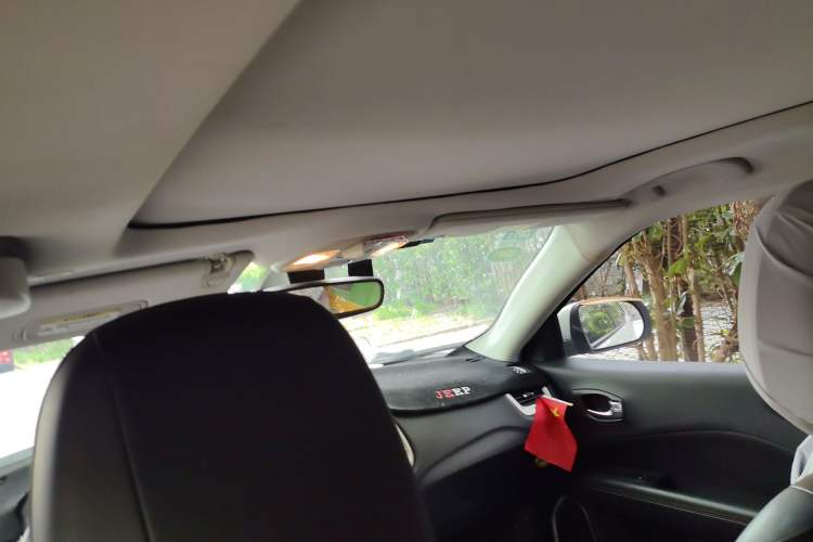 Used Jeep Compass 2019 200T Automatic Family Edition - Connected Large Screen Version Headliner