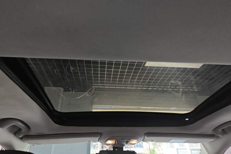 Used Jeep Compass 2019 220T Automatic Enjoyment Version Headliner