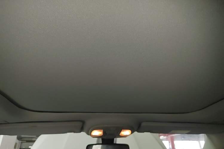 Used Jeep Compass 2019 220T Automatic Family Edition Headliner