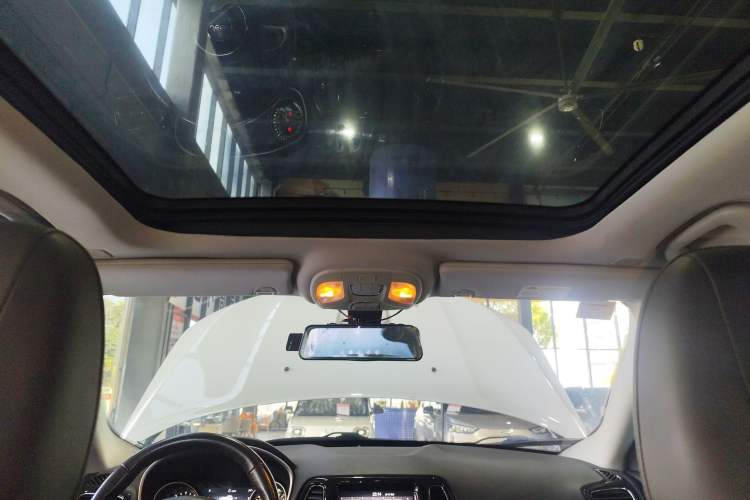 Used Jeep Compass 2019 220T Automatic Family Edition Headliner