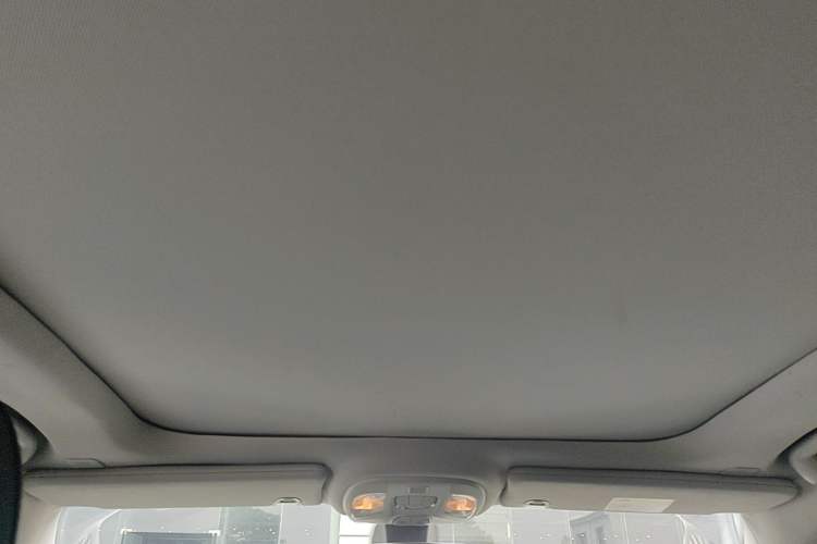 Used Jeep Compass 2019 200TS Automatic Premium - Connected Large Screen Version Headliner