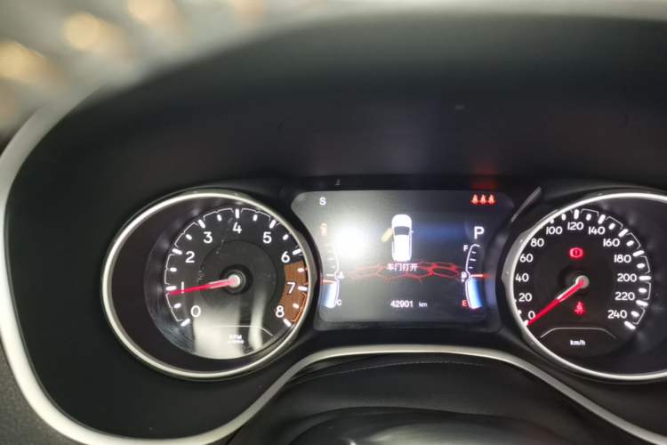 Used Jeep Compass 2019 220T Automatic Family Enjoyment Four-Wheel Drive Edition Instrument Cluster