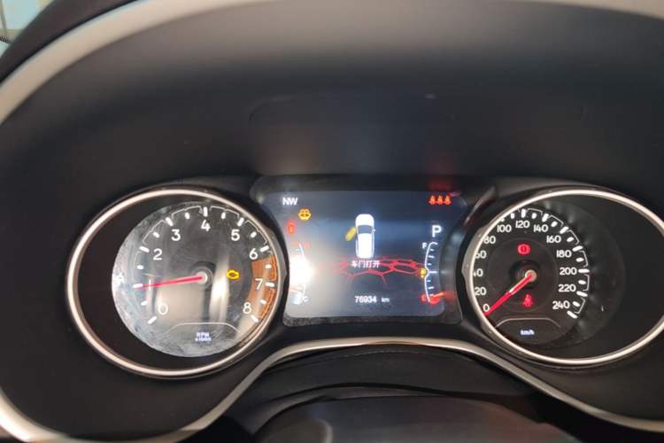 Used Jeep Compass 2019 220T Automatic Family Edition Instrument Cluster