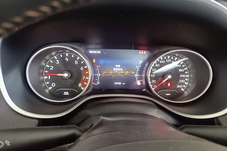 Used Jeep Compass 2019 220T Automatic Family Edition Instrument Cluster