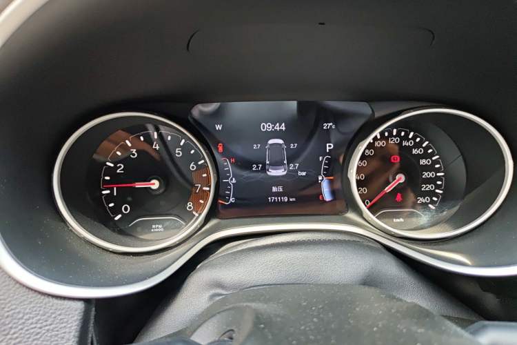 Used Jeep Compass 2019 200T Automatic Family Edition - Connected Large Screen Version Instrument Cluster