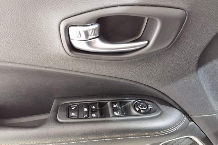 Used Jeep Compass 2019 200T Automatic Family Enjoyment Four-Wheel Drive - Connected Large Screen Version Interior 10