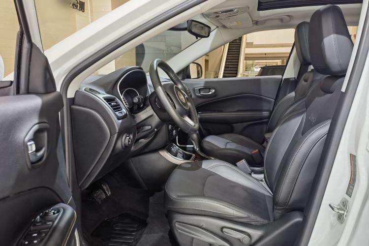 Used Jeep Compass 2019 200T Automatic Family Enjoyment Four-Wheel Drive - Connected Large Screen Version Interior 9