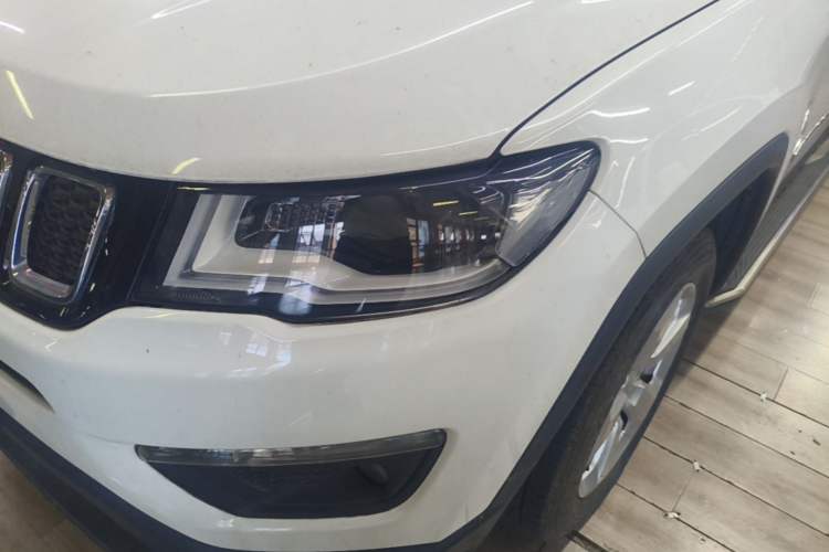 Used Jeep Compass 2019 200T Automatic Family Edition - Connected Large Screen Version Left Front Headlight