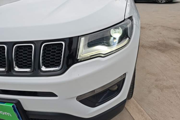 Used Jeep Compass 2019 220T Automatic Family Edition Left Front Headlight