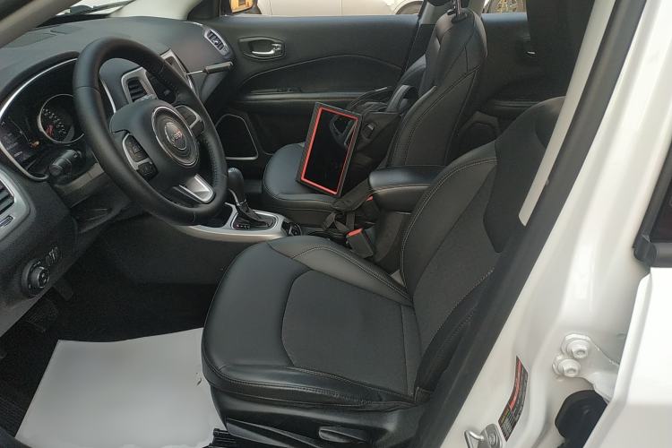 Used Jeep Compass 2019 220T Automatic Enjoyment Version Left Front Seat