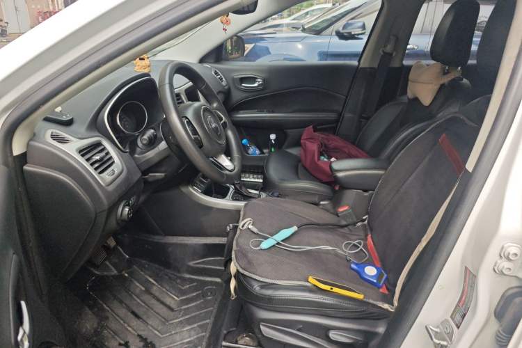 Used Jeep Compass 2019 220T Automatic Enjoyment Version Left Front Seat