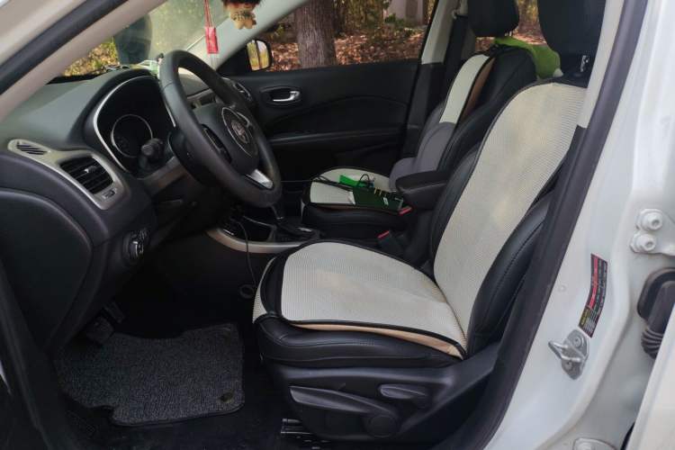 Used Jeep Compass 2019 220T Automatic Enjoyment Version Left Front Seat