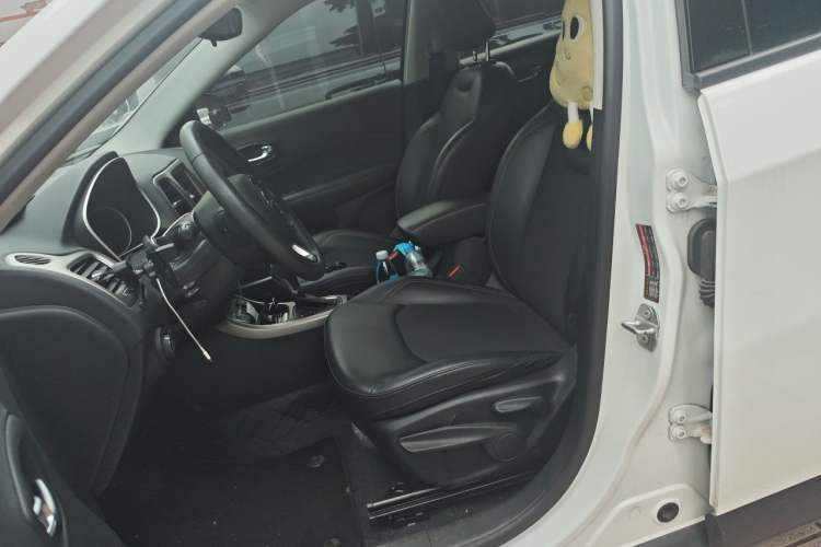 Used Jeep Compass 2019 220T Automatic Enjoyment Version Left Front Seat