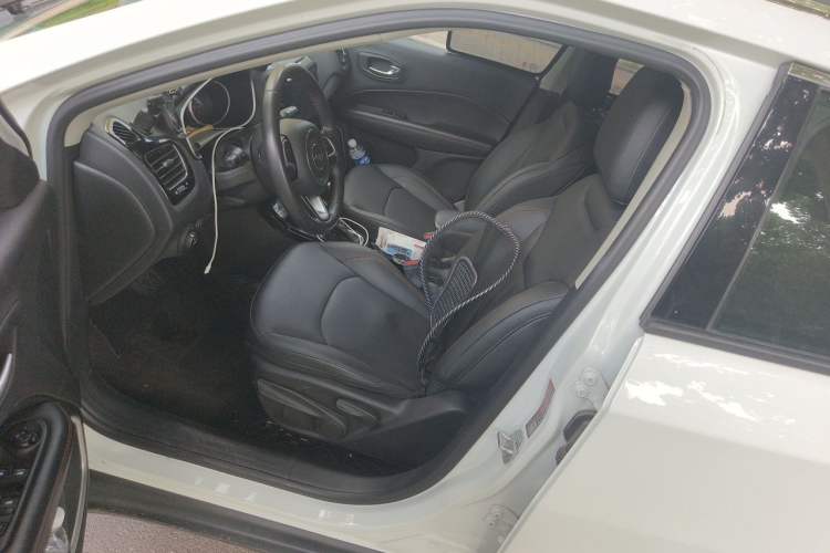 Used Jeep Compass 2019 220T Automatic Family Edition Left Front Seat