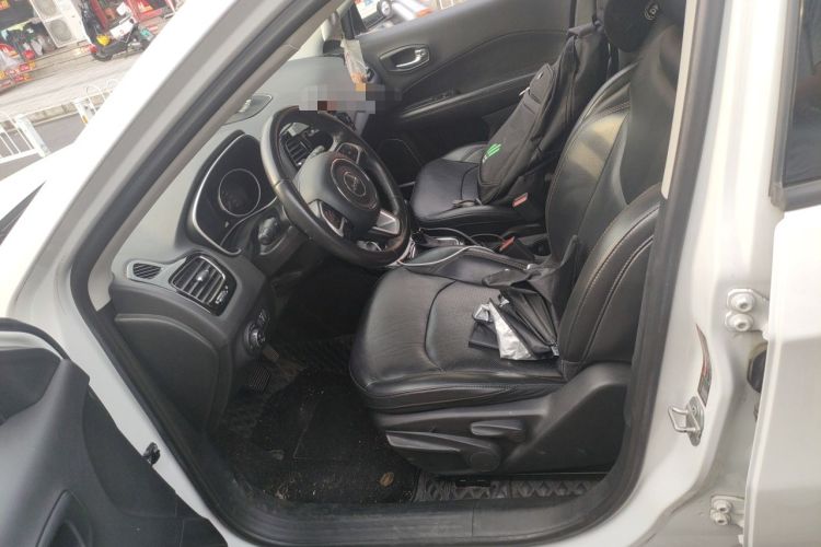 Used Jeep Compass 2019 220T Automatic Family Edition Left Front Seat