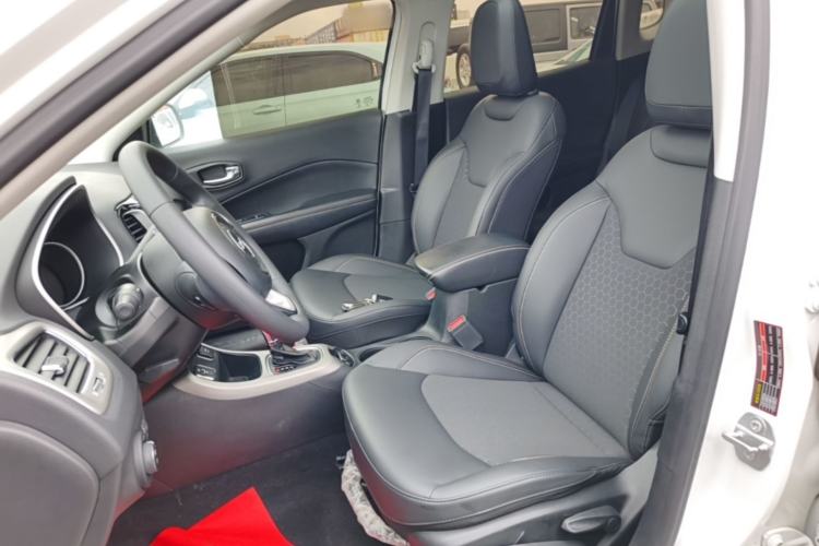 Used Jeep Compass 2019 220T Automatic Enjoyment Version Left Front Seat