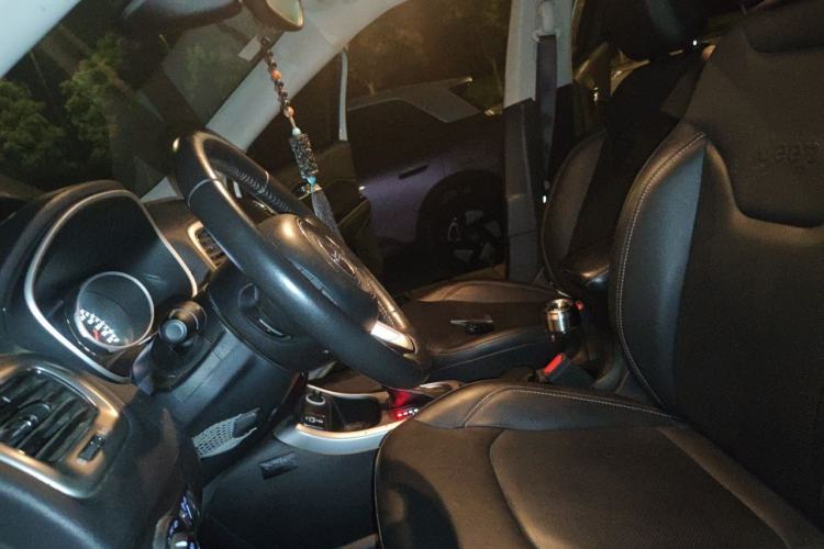 Used Jeep Compass 2019 200T Automatic Family Edition - Connected Large Screen Version Left Front Seat