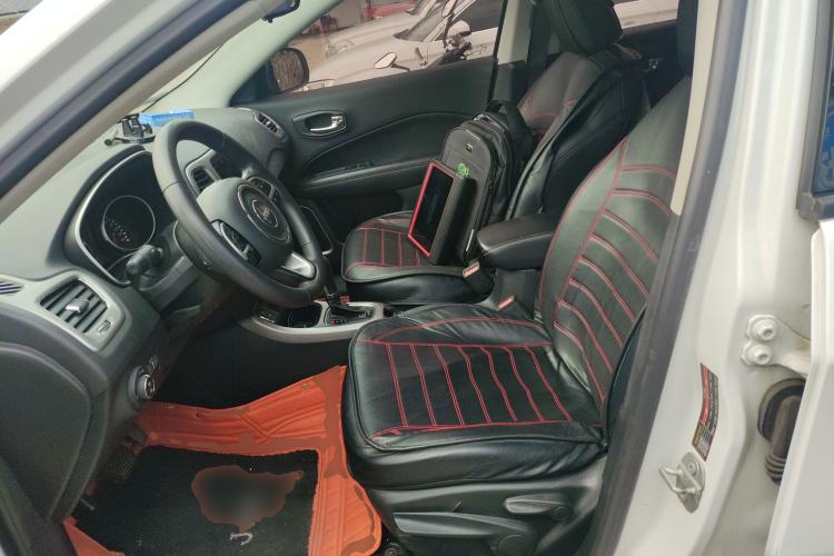 Used Jeep Compass 2019 220T Automatic Enjoyment Version Left Front Seat