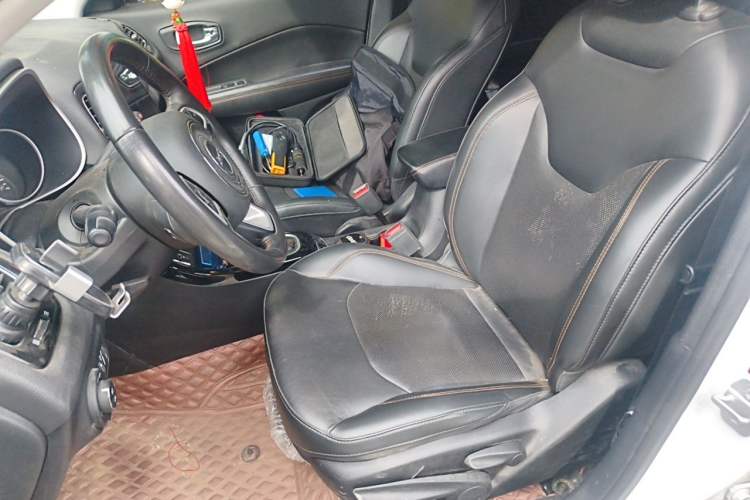 Used Jeep Compass 2019 220T Automatic Family Edition Left Front Seat