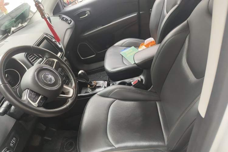 Used Jeep Compass 2019 220T Automatic Family Edition Left Front Seat