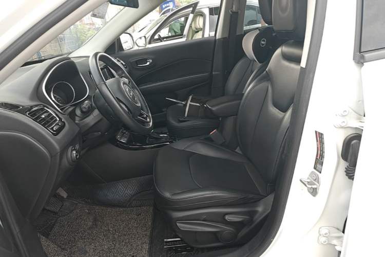 Used Jeep Compass 2019 220T Automatic Night Eagle Edition Left Front Seat