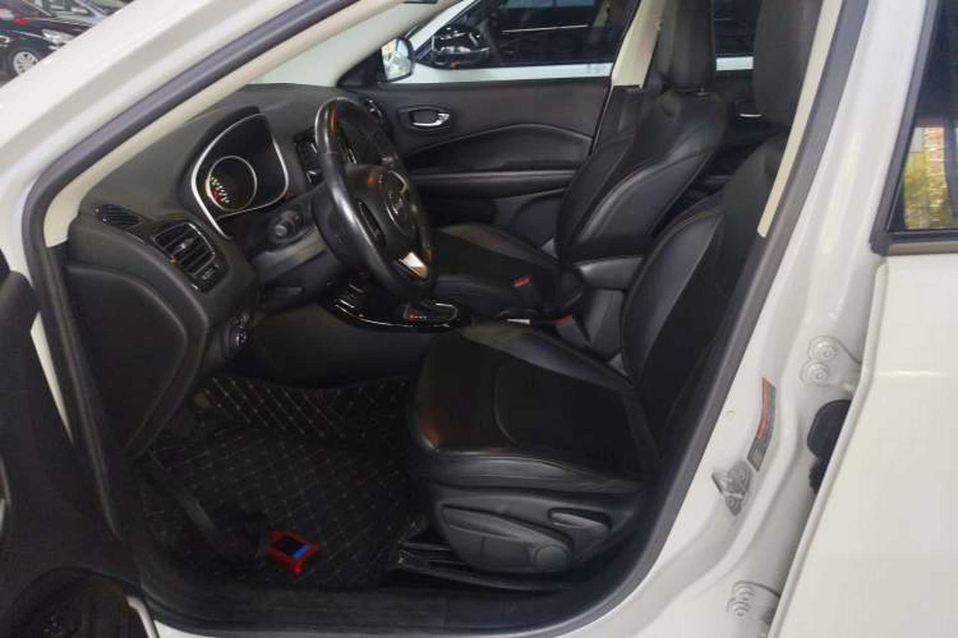 Used Jeep Compass 2019 220T Automatic Family Edition Left Front Seat