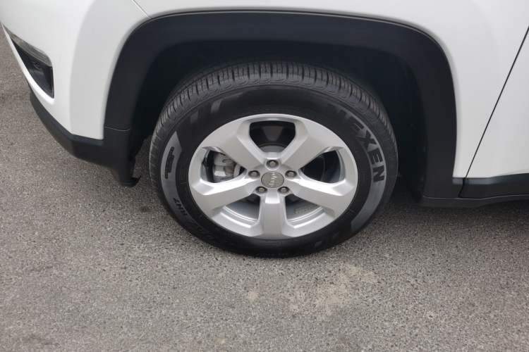 Used Jeep Compass 2019 220T Automatic Enjoyment Version Left Front Wheel Hub