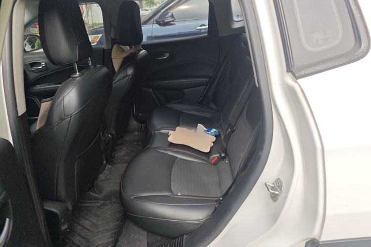 Used Jeep Compass 2019 220T Automatic Enjoyment Version Left Rear Seat