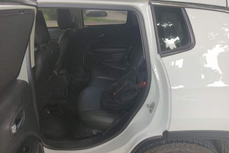 Used Jeep Compass 2019 220T Automatic Family Edition Left Rear Seat