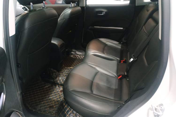 Used Jeep Compass 2019 200T Automatic Family Enjoyment Four-Wheel Drive - Connected Large Screen Version Left Rear Seat