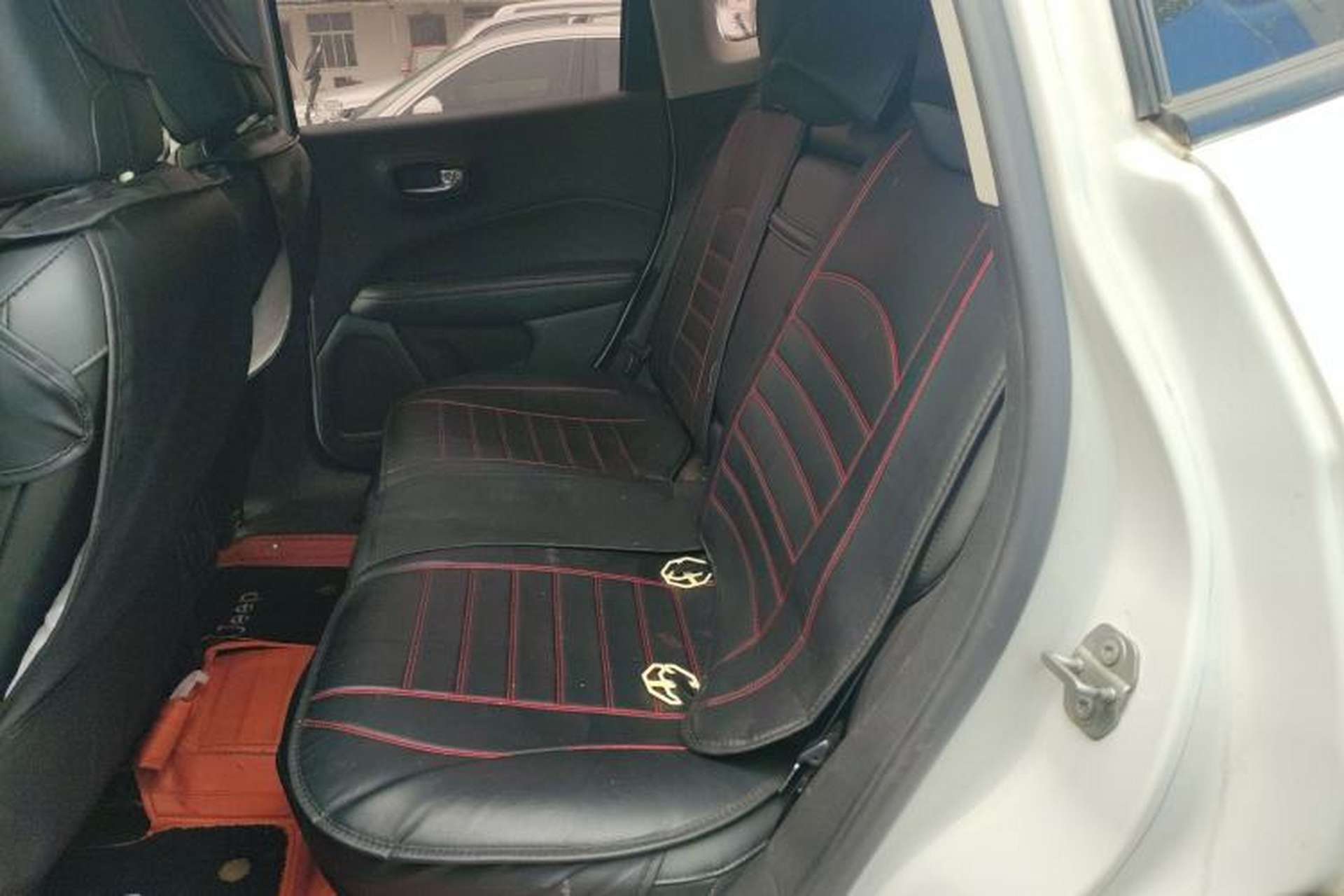 Used Jeep Compass 2019 220T Automatic Enjoyment Version Left Rear Seat