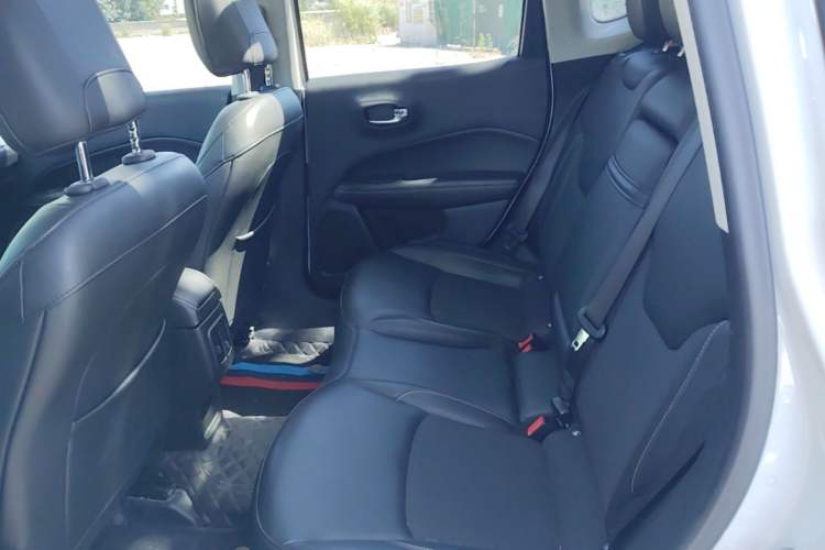 Used Jeep Compass 2019 220T Automatic Enjoyment Version Left Rear Seat