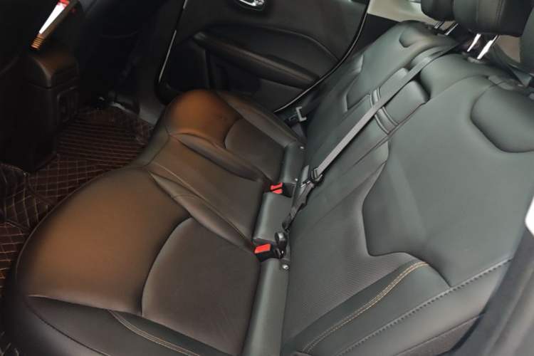 Used Jeep Compass 2019 220T Automatic Family Edition Left Rear Seat