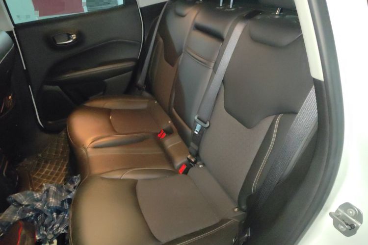 Used Jeep Compass 2019 220T Automatic Enjoyment Version Left Rear Seat