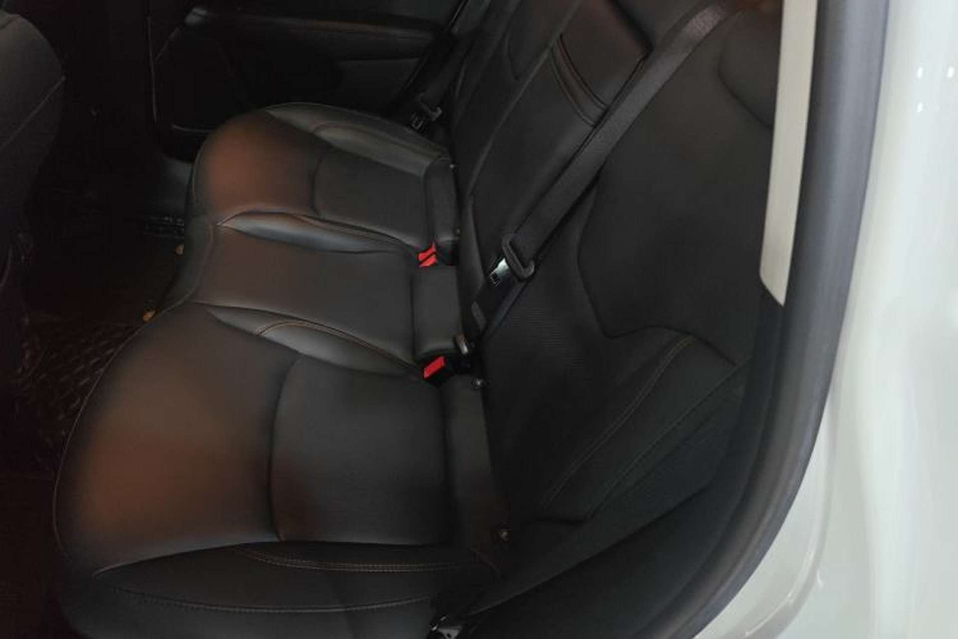 Used Jeep Compass 2019 220T Automatic Family Edition Left Rear Seat