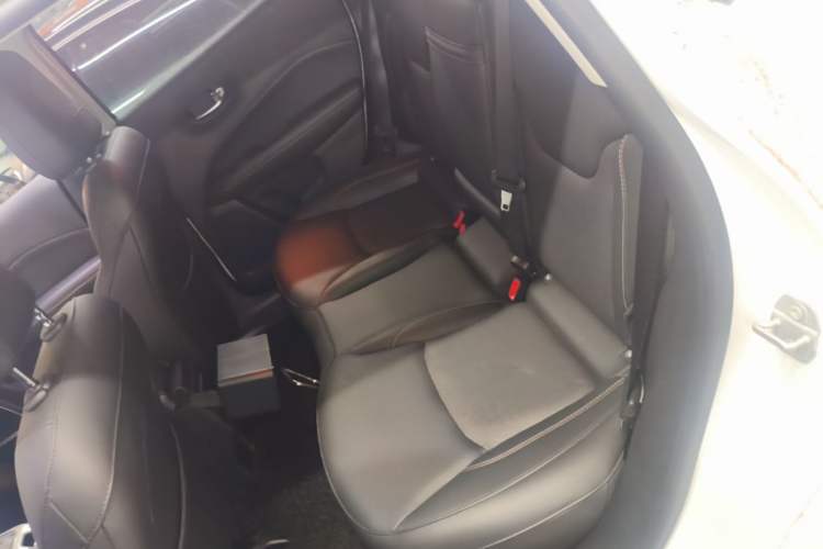 Used Jeep Compass 2019 200T Automatic Family Edition - Connected Large Screen Version Left Rear Seat