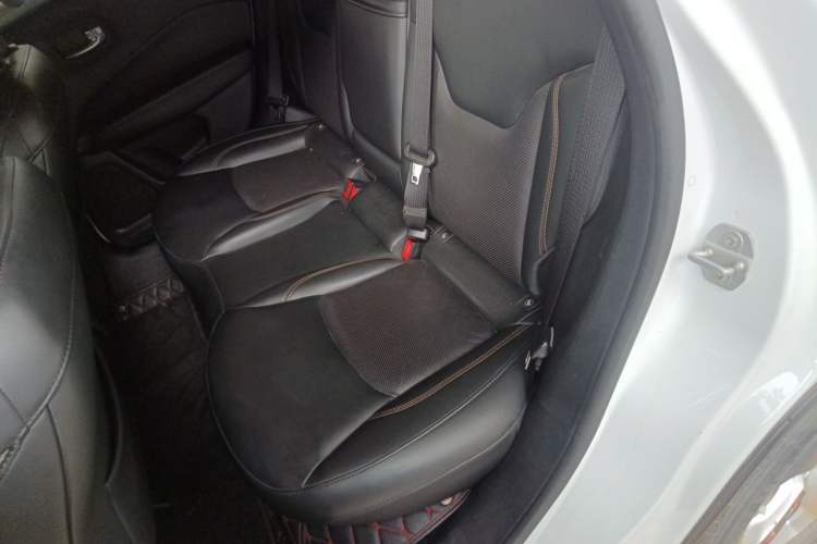 Used Jeep Compass 2019 220T Automatic Family Edition Left Rear Seat