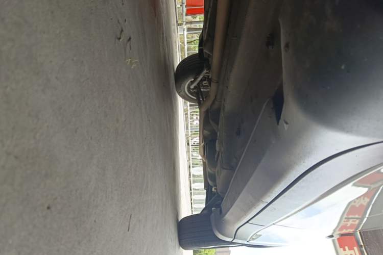 Used Jeep Compass 2019 200T Automatic Family Edition - Connected Large Screen Version Left Side Sill