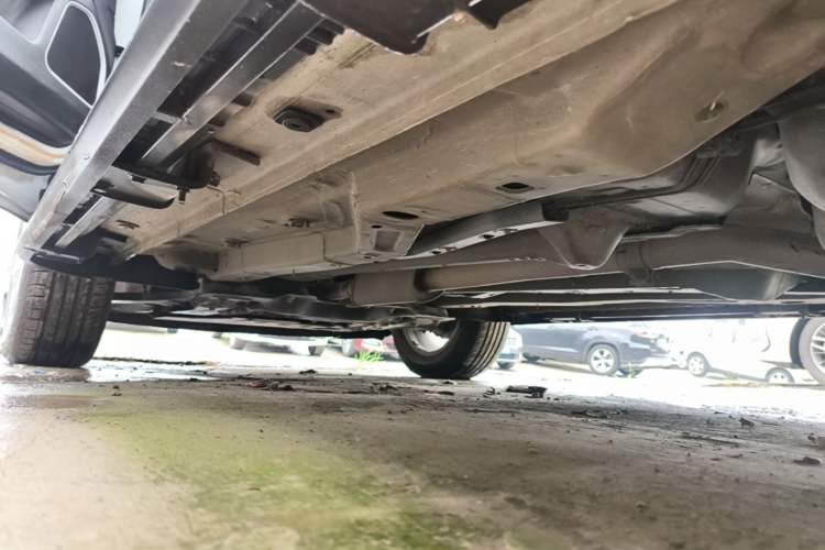Used Jeep Compass 2019 200T Automatic Family Edition - Connected Large Screen Version Left Side Sill