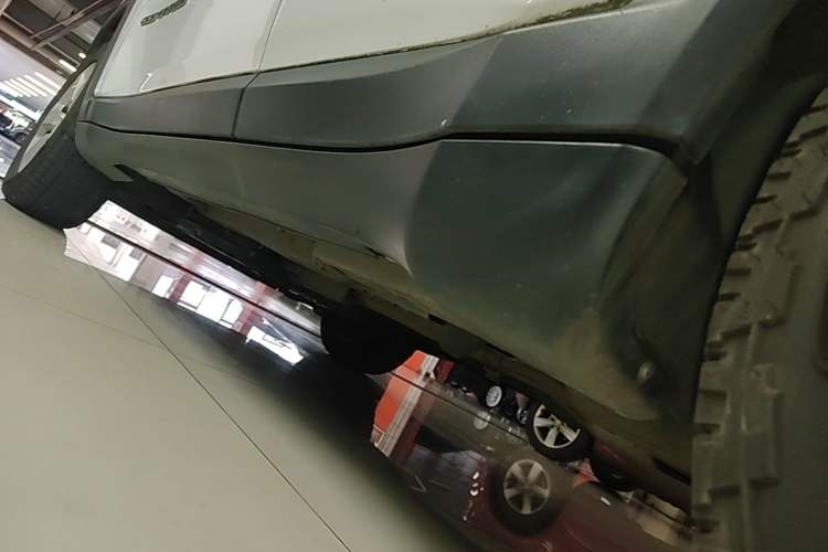 Used Jeep Compass 2019 220T Automatic Family Edition Left Side Sill