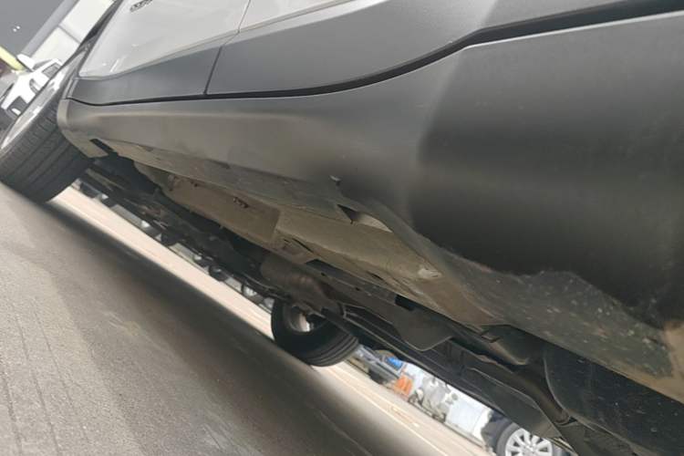 Used Jeep Compass 2019 200TS Automatic Premium - Connected Large Screen Version Left Side Sill