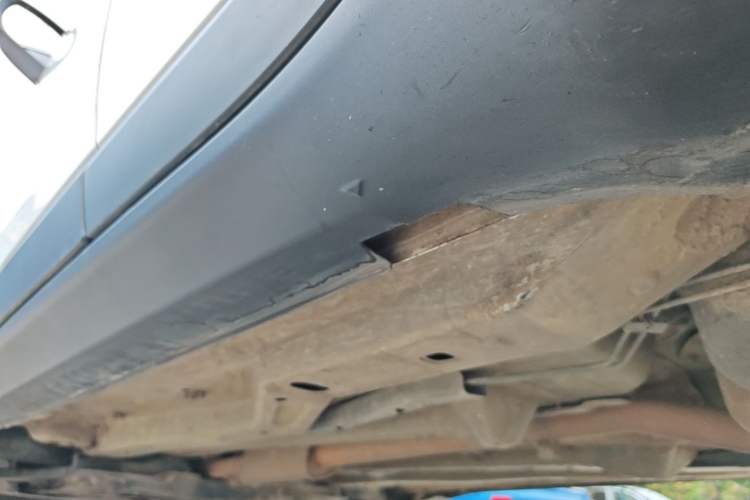 Used Jeep Compass 2019 220T Automatic Family Edition Left Side Sill