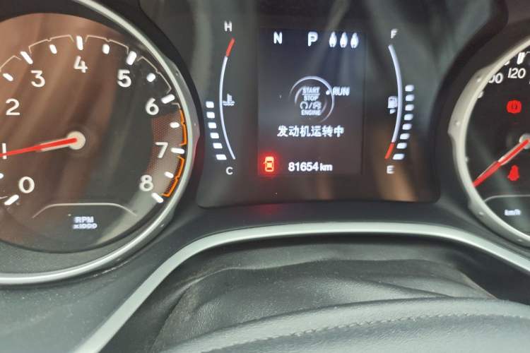 Used Jeep Compass 2019 220T Automatic Enjoyment Version Odometer Close Up